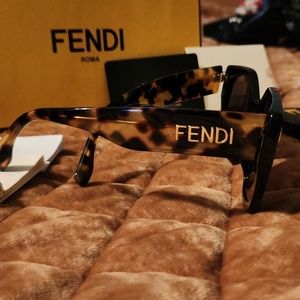 FENDI women's sunglasses